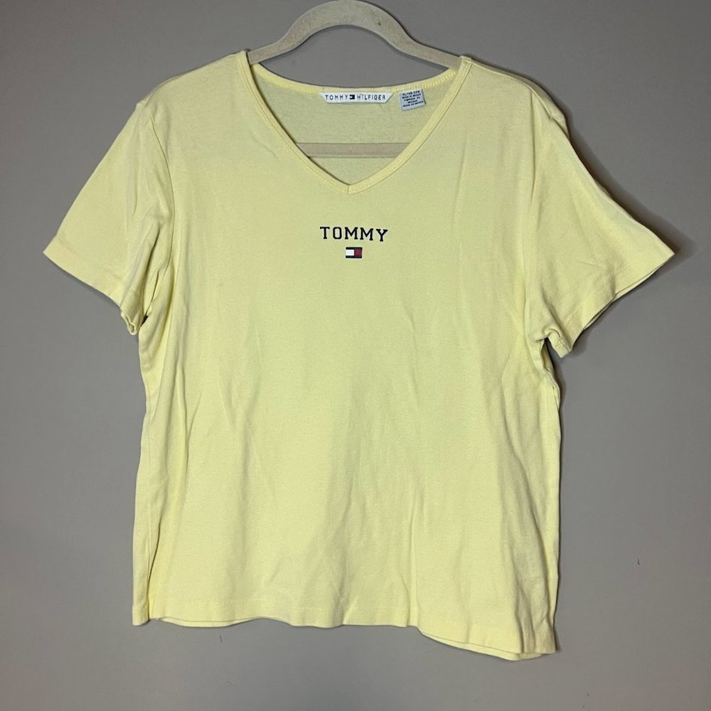 Vintage 2000 Tommy Hilfiger Spell Out Pastel Yellow T-Shirt